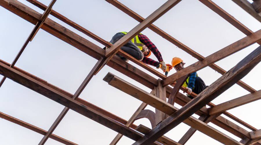 Professional gutter cleaning services in Camden, MS